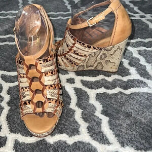 •Cole Haan• ​